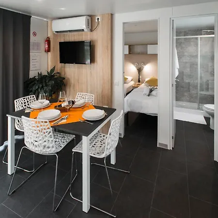 2 Bedroom Stunning In Appartement *