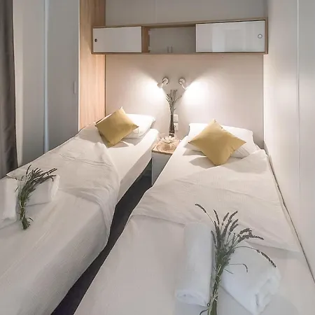 Appartement 2 Bedroom Stunning In